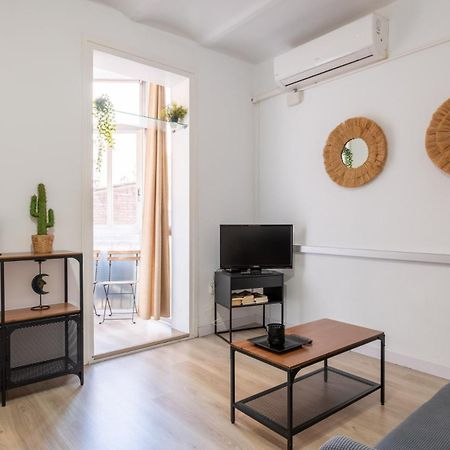 Sagrada Familia Comfy Apartment Барселона Екстериор снимка