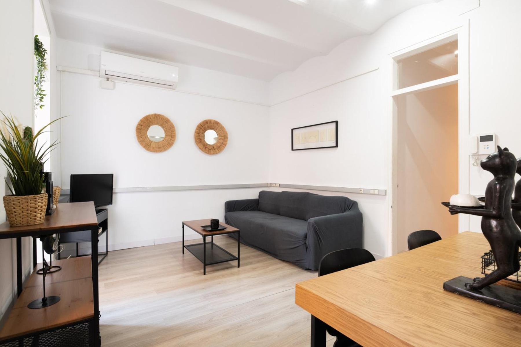 Sagrada Familia Comfy Apartment Барселона Екстериор снимка