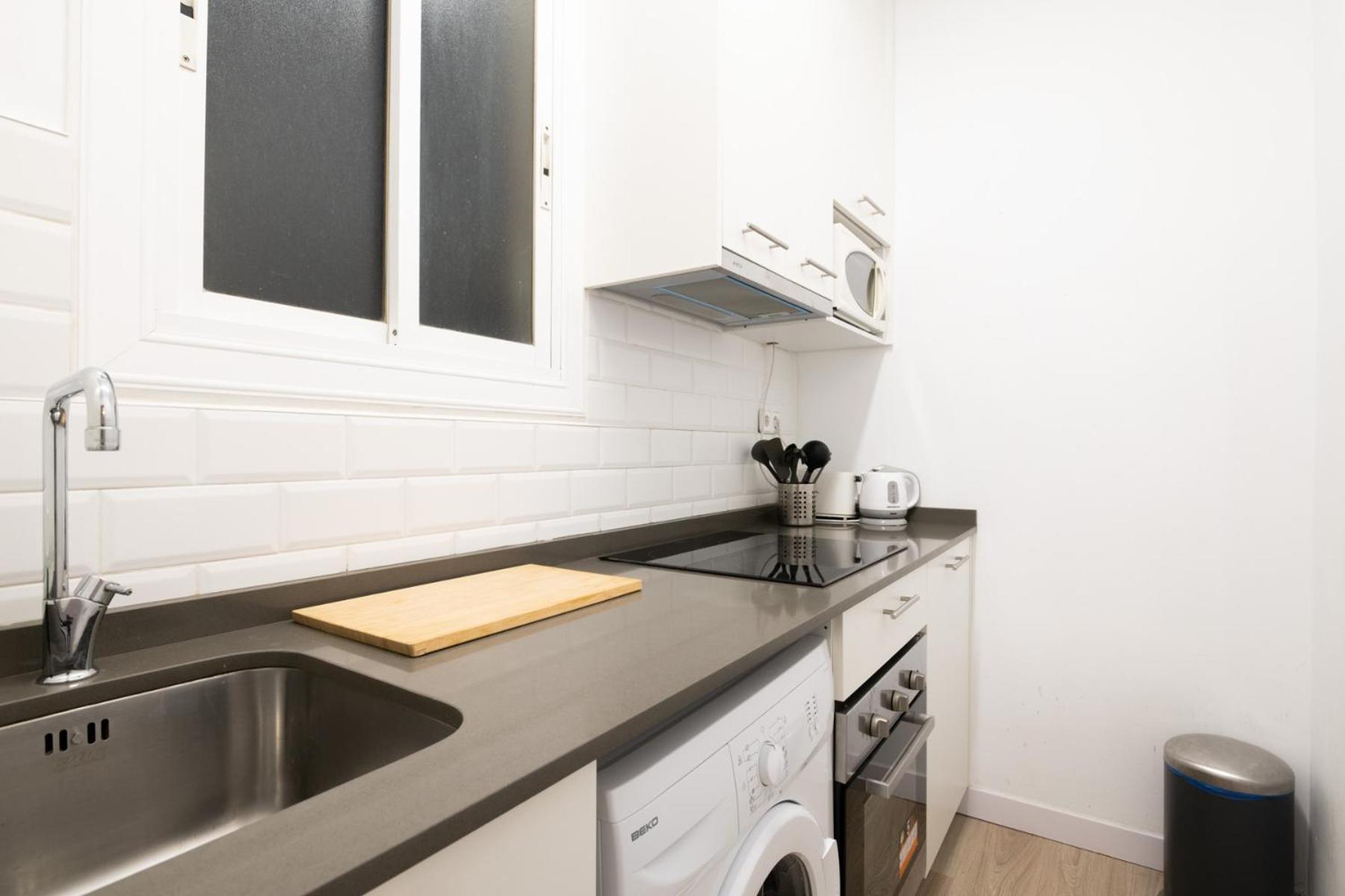 Sagrada Familia Comfy Apartment Барселона Екстериор снимка