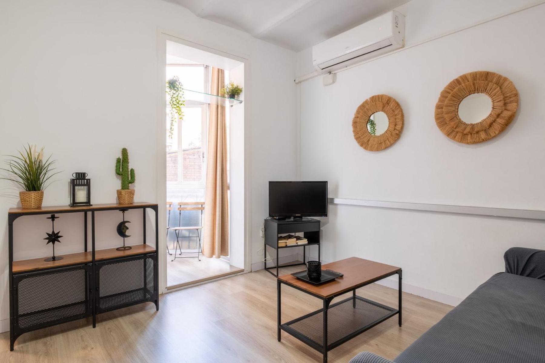 Sagrada Familia Comfy Apartment Барселона Екстериор снимка