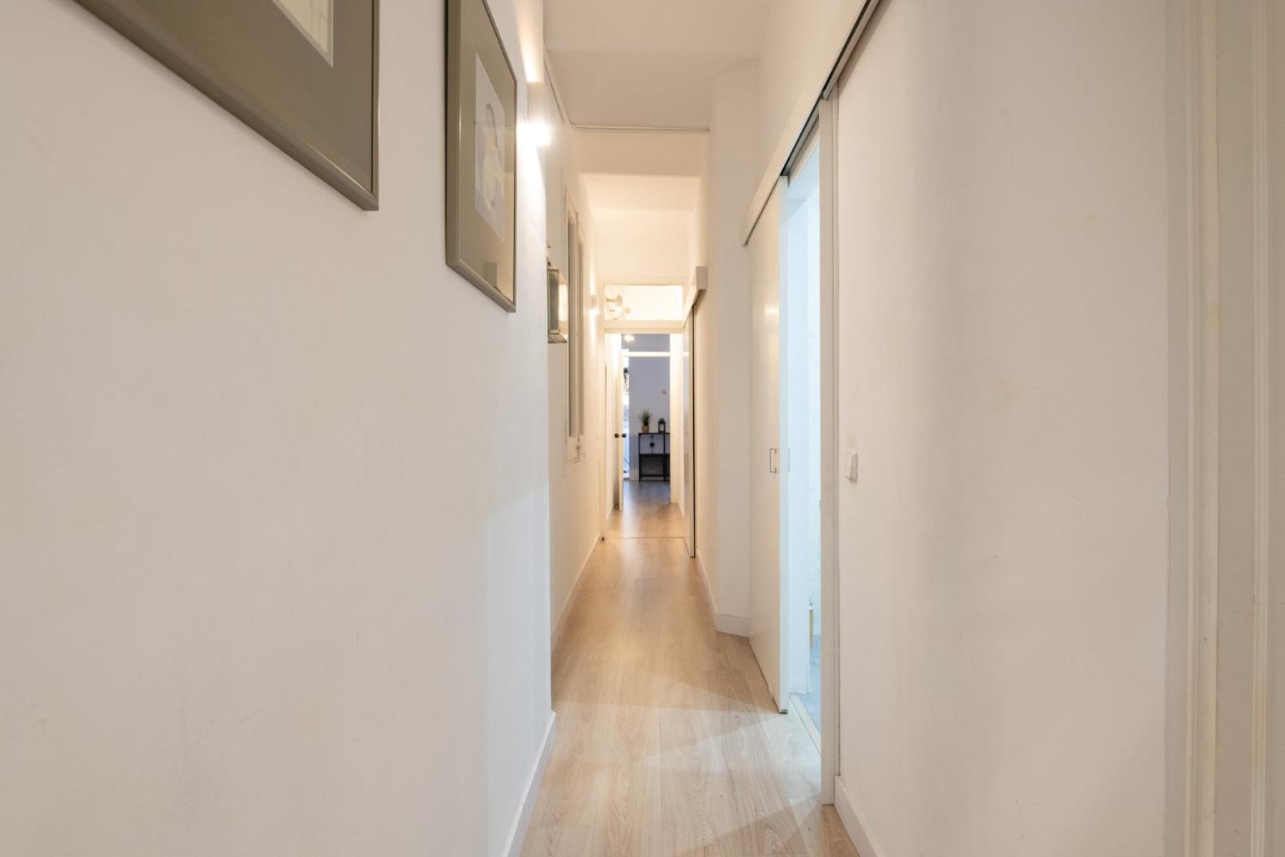 Sagrada Familia Comfy Apartment Барселона Екстериор снимка