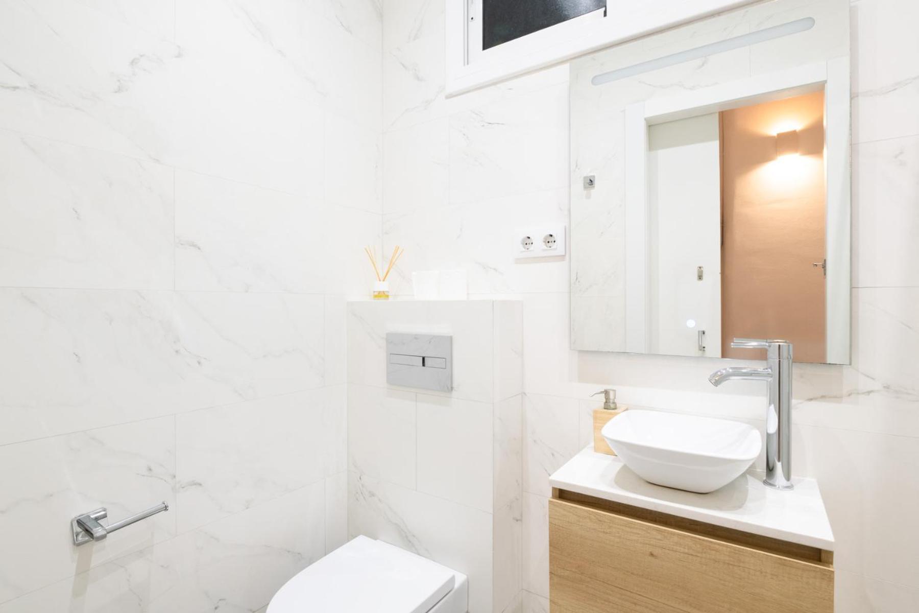 Sagrada Familia Comfy Apartment Барселона Екстериор снимка