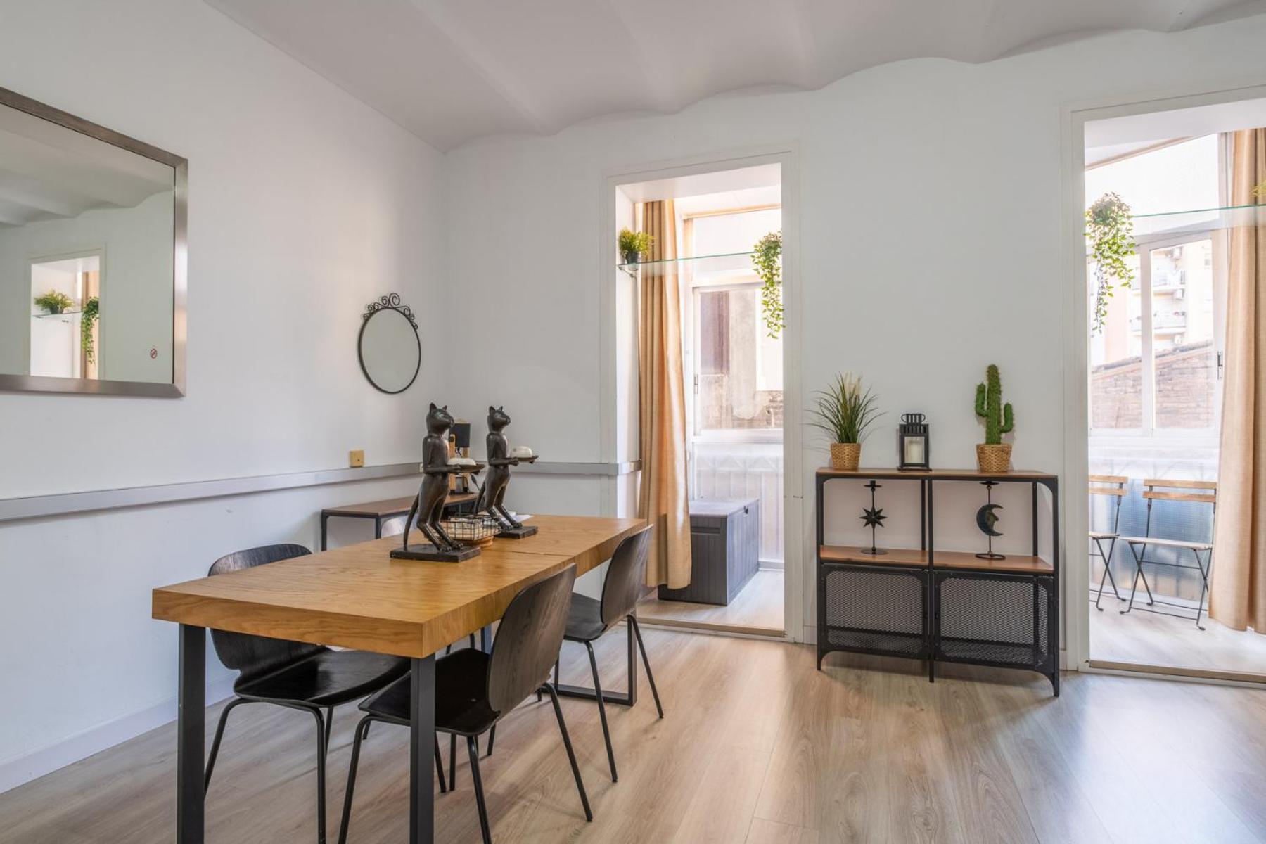 Sagrada Familia Comfy Apartment Барселона Екстериор снимка