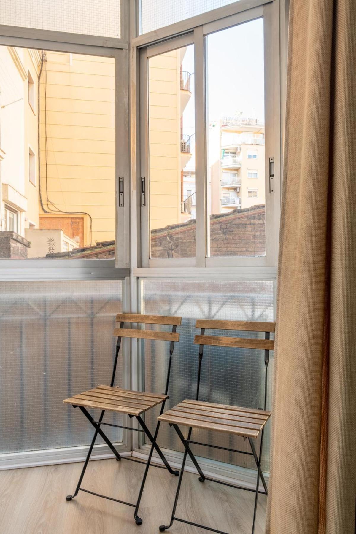 Sagrada Familia Comfy Apartment Барселона Екстериор снимка